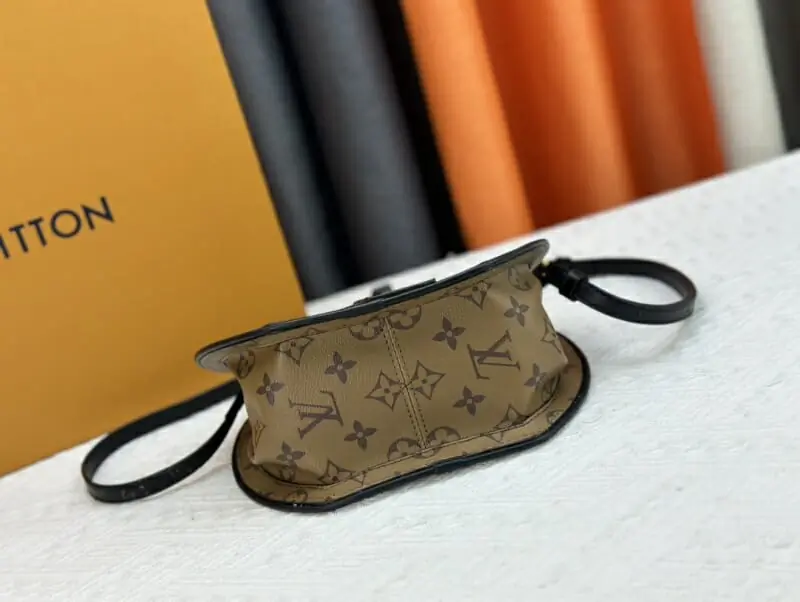 louis vuitton aaa qualite mini sac a main pour femme s_121252b4